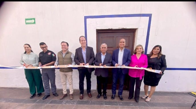 inauguración de "Nos queremos ir" 