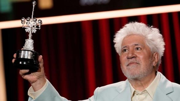 Pedro Almodóvar recibe el Premio Donostia 